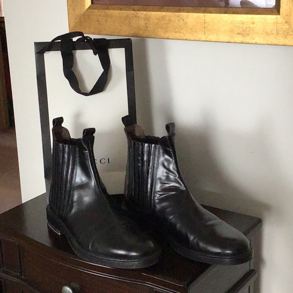 Leather Chelsea Boot - Picture 3 of 9